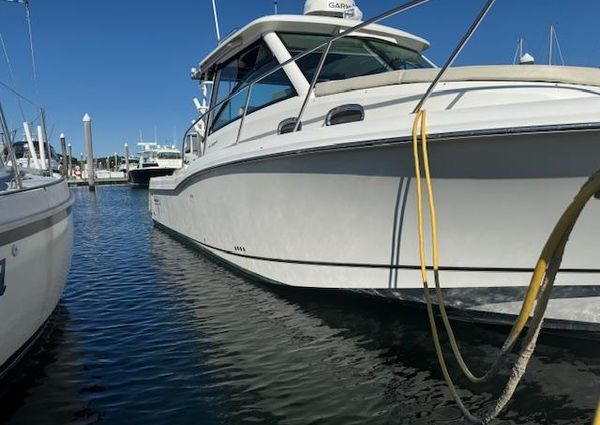 Boston Whaler 315 Conquest image