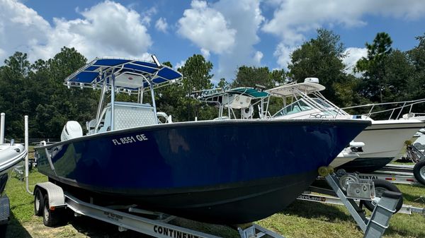 SeaVee 25