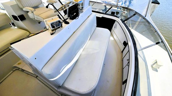 Carver 430-COCKPIT-MOTOR-YACHT image