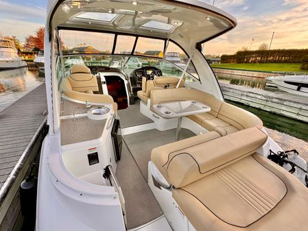 Cruisers Yachts 350 Express image