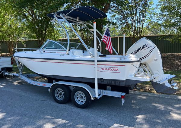 Boston-whaler 20-DAUNTLESS image