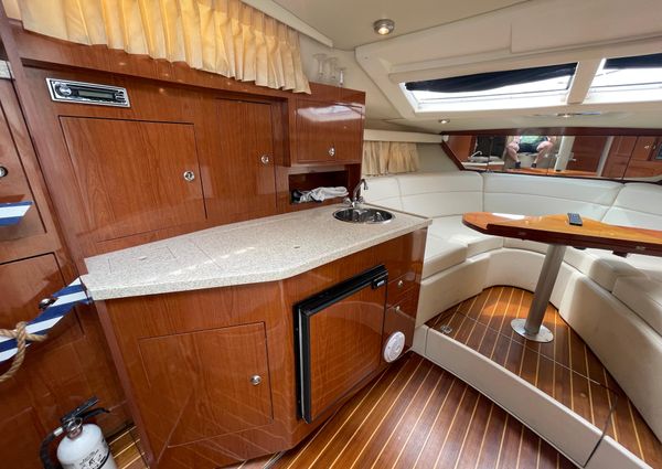 Regal 3060 Window Express image