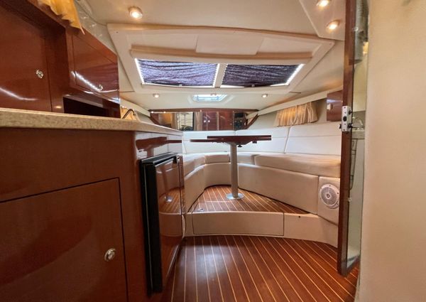 Regal 3060 Window Express image