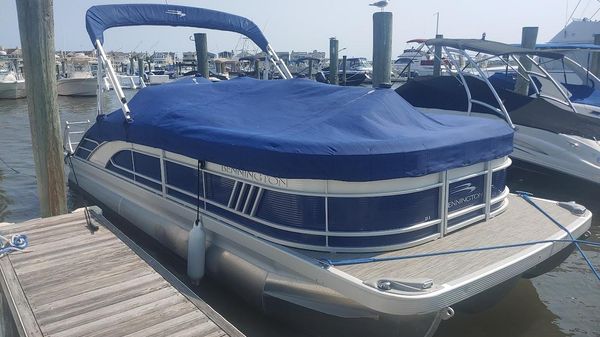 Bennington 23LSB