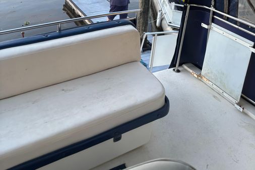 Chris-Craft 381 Catalina image