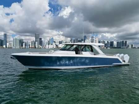 Tiara Yachts 48 LS image