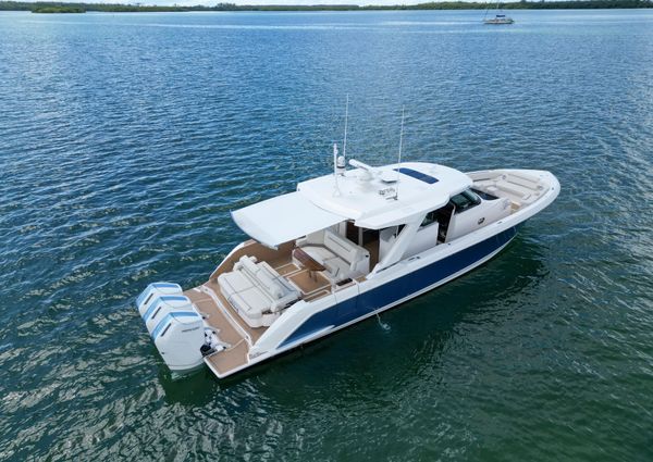 Tiara Yachts 48 LS image