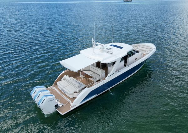 Tiara Yachts 48 LS image