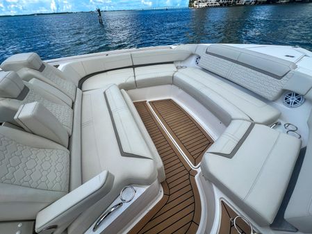 Tiara Yachts 48 LS image