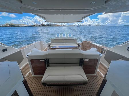 Tiara Yachts 48 LS image