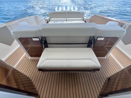 Tiara Yachts 48 LS image