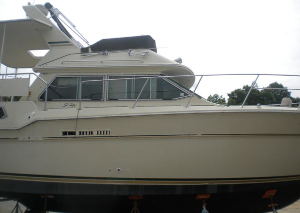 Sea-ray 360-AFT-CABIN image