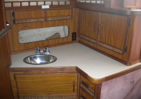 Sea-ray 360-AFT-CABIN image