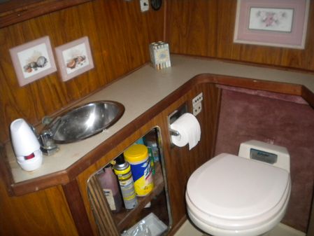 Sea-ray 360-AFT-CABIN image