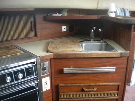 Sea-ray 360-AFT-CABIN image