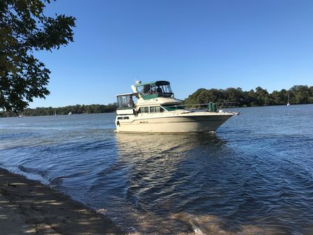 Sea-ray 360-AFT-CABIN image