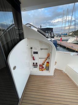 Princess 42 Flybridge image