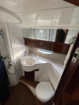 Princess Yachts 42 Flybridge image