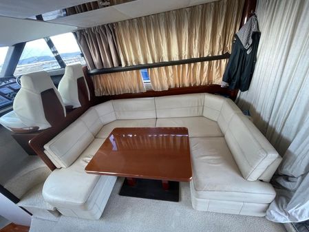 Princess Yachts 42 Flybridge image