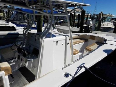 Southport 27 Center Console image