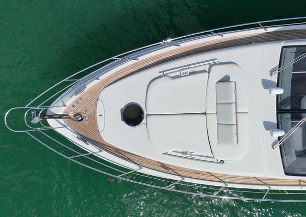 Azimut 62S image