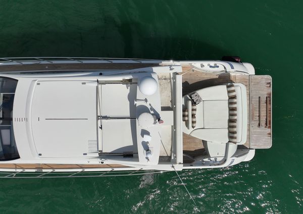 Azimut 62S image