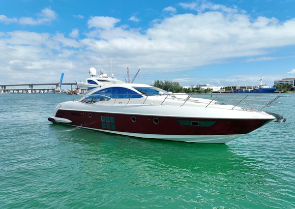 Azimut 62S image