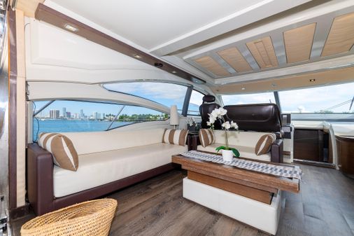 Azimut 62S image