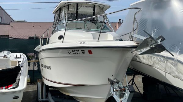 Seaswirl Striper 2101 Walkaround I/O