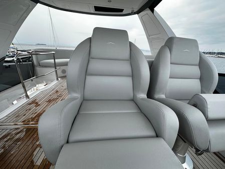 Azimut 53 Fly image