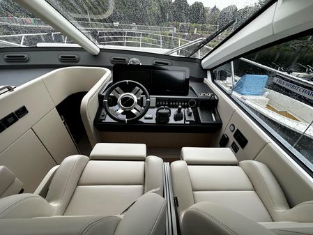 Azimut 53 Fly image