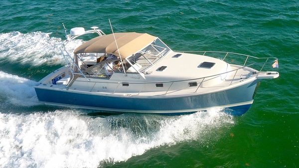 Mainship Pilot 34