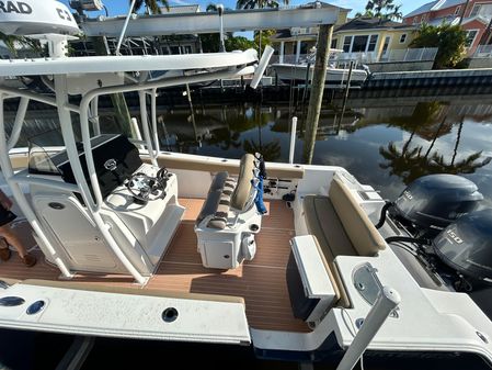 Sportsman Heritage 251 Center Console image