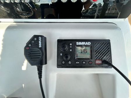 Sportsman Heritage 251 Center Console image