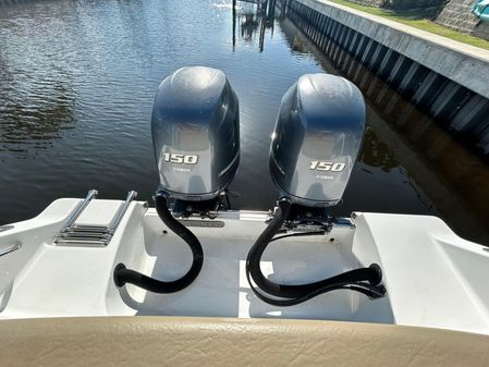 Sportsman Heritage 251 Center Console image