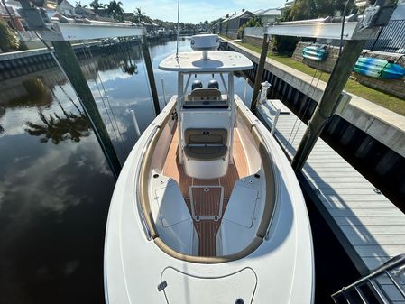 Sportsman Heritage 251 Center Console image