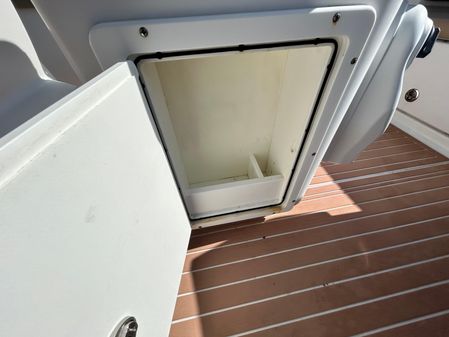 Sportsman Heritage 251 Center Console image