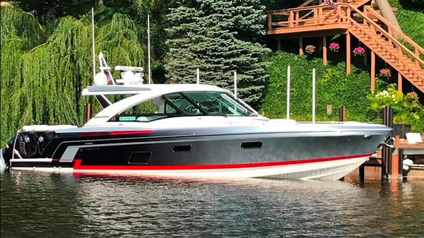 Formula 430 Super Sport Crossover