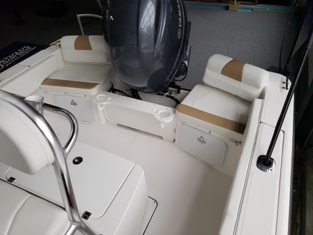 Edgewater 188CC Center Console image