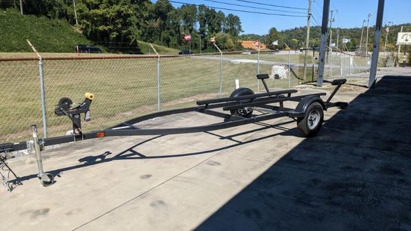 Tracker 1754 Trailer