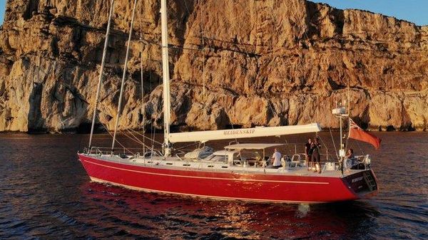Custom Keel Cutter Rigged Sloop
