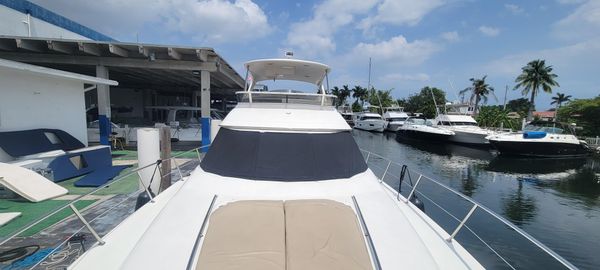 Sea Ray 480 Sedan Bridge image