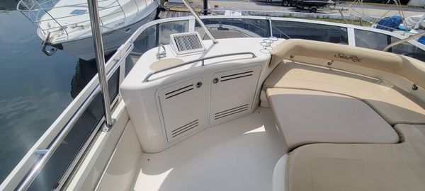 Sea Ray 480 Sedan Bridge image