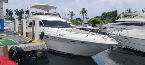 Sea Ray 480 Sedan Bridge image