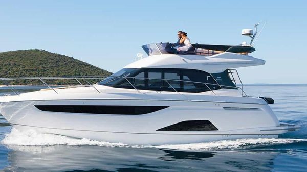 Bavaria R40