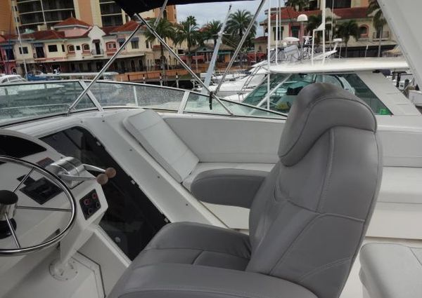 Bayliner 4788 image