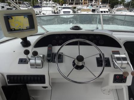 Bayliner 4788 image