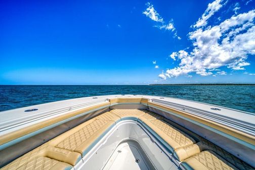 Yellowfin 42 Center Console image