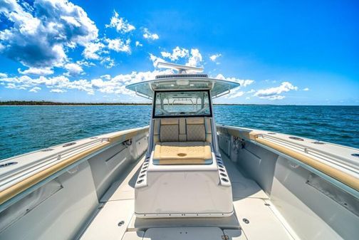 Yellowfin 42 Center Console image