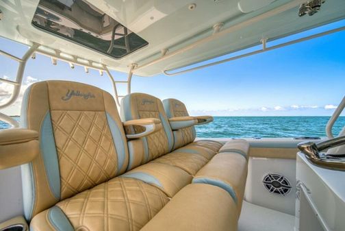 Yellowfin 42 Center Console image